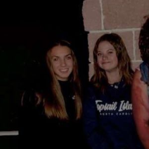 Meet your Posher, Courtney